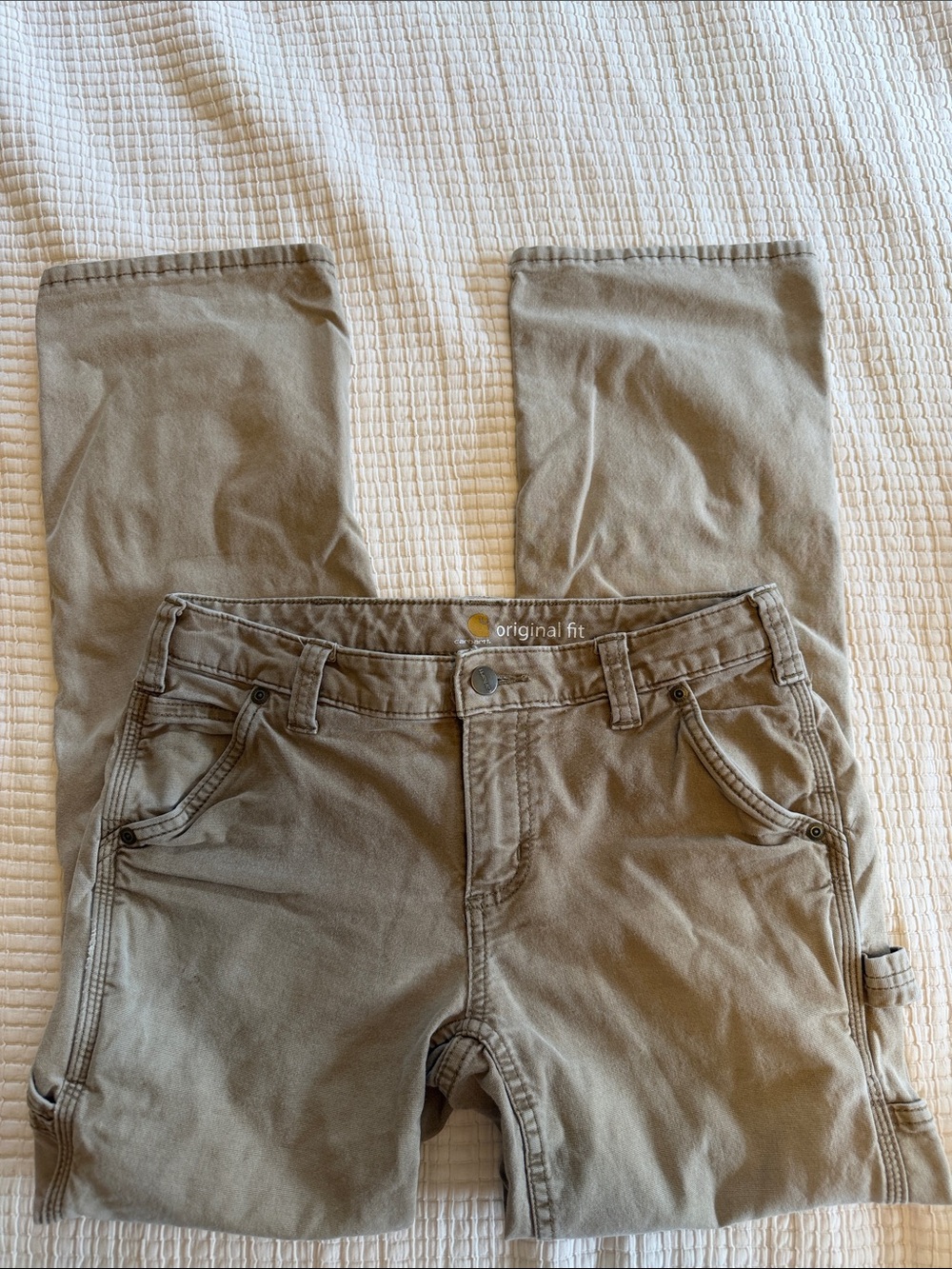 Carhartt Women’s Cargo Pants in Khaki